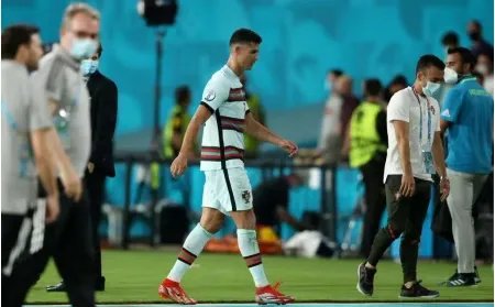 2021事业单位公基备考：C罗憾别欧洲杯赛场，足球那些事你了解吗