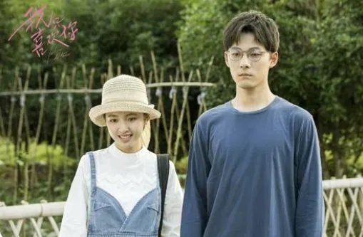 张雨剑当爹后，谭松韵也被传离婚了，该消息是否属实？