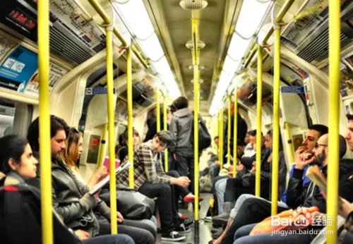 上海地铁乘客身亡 乘坐地铁应注意什么