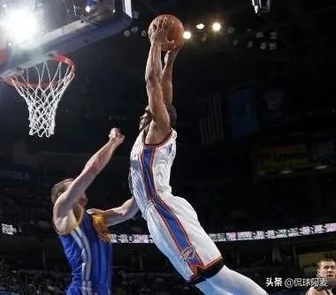 记者：与哈登怎么分配球权？威少：我不接触球也能影响比赛，大家怎么看？