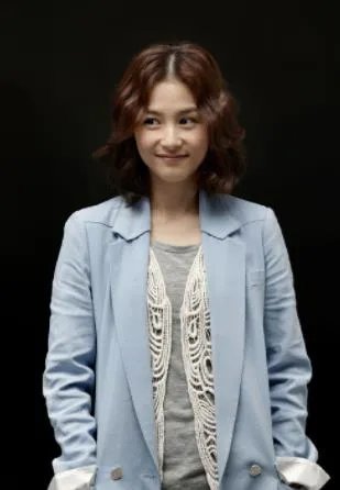 姜惠贞个人资料简介：姜惠贞整容前后酷似张柏芝