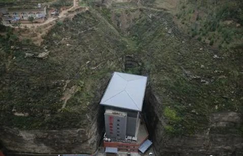 陕西现肉夹馍式大楼在哪里？