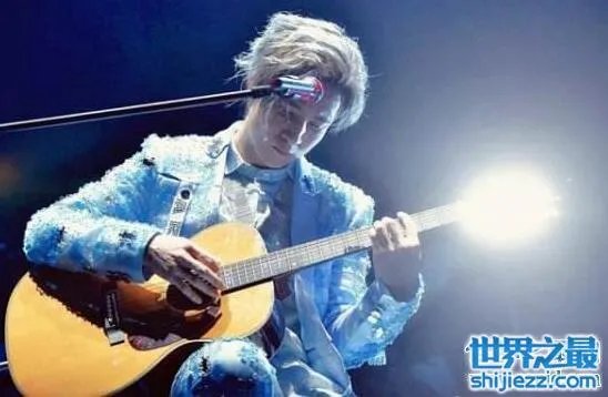 高磊鑫现在的老公薛之谦,深夜发博复合再爱一次