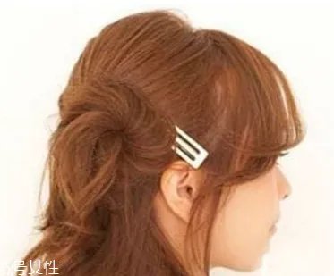 卷发扎什么发型好看 长卷发扎法教程
