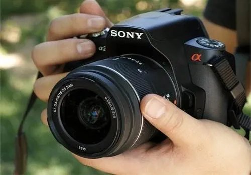 单反相机一般多少钱 单反相机能用几年