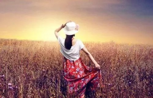 95岁女院士鼓励女性不要自我设限，女性该怎么活出自己的一番天地？