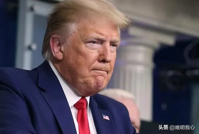 为什么特朗普说安倍和默克尔等把美国当做抗疫领袖？