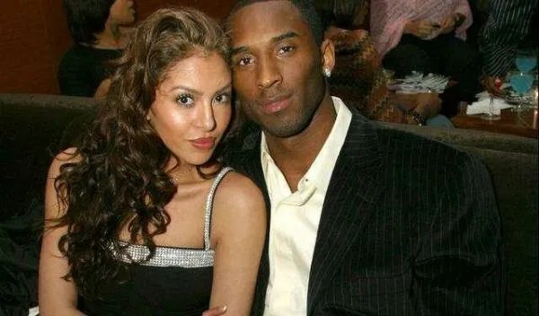 科比生前与妻子瓦妮莎的感情如何？