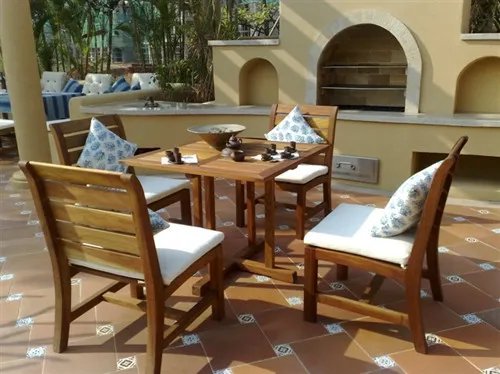 专业的户外桌椅厂家有哪些