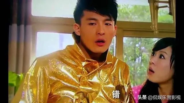 《爱情公寓》一到四季吕子乔的收入来自哪啊？