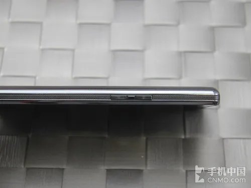 4.7英寸大屏双核 LG Optimus L9初体验