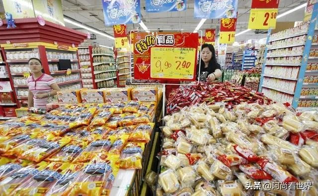 10年后，1万元人民币相当于现在多少钱？