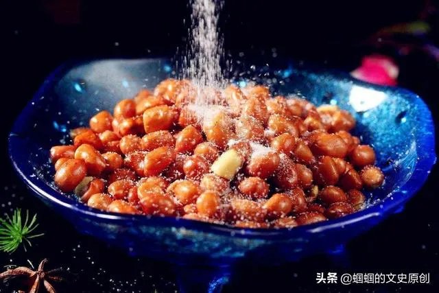 如何看待3男子黄瓜配花生米喝117瓶啤酒？