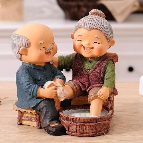 送闺蜜订婚礼物排行榜有哪些 闺蜜订婚要不要包红包