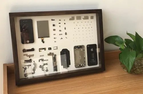 iPhone4被制成标本售卖 甚至还有人拿iPhone砌墙