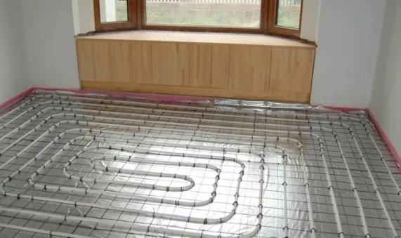 地暖分水器可以改位置吗