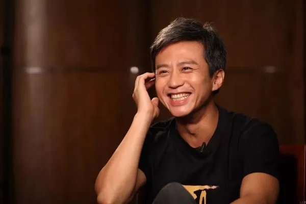 为何很多人认为江一燕落得如此下场跟邓超脱不了干系?