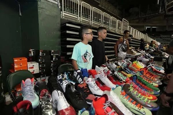 富贵鸟宣布破产，算不算是自己作死？