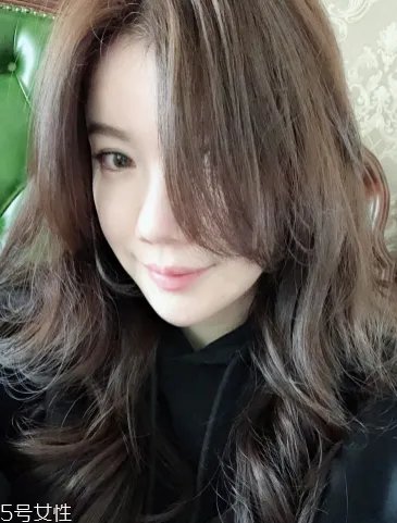 宽额头适合什么刘海?2018额头宽刘海图片