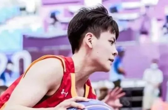 杨舒予是男是女