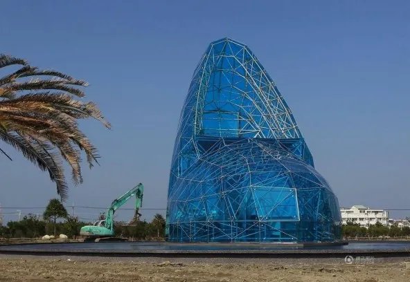 高跟鞋教堂的教堂简介