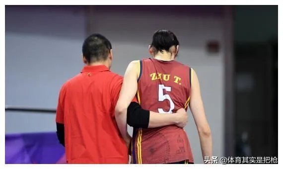 朱婷的手腕为什么会受伤？会像姚明、刘翔一样可惜了运动生涯吗？