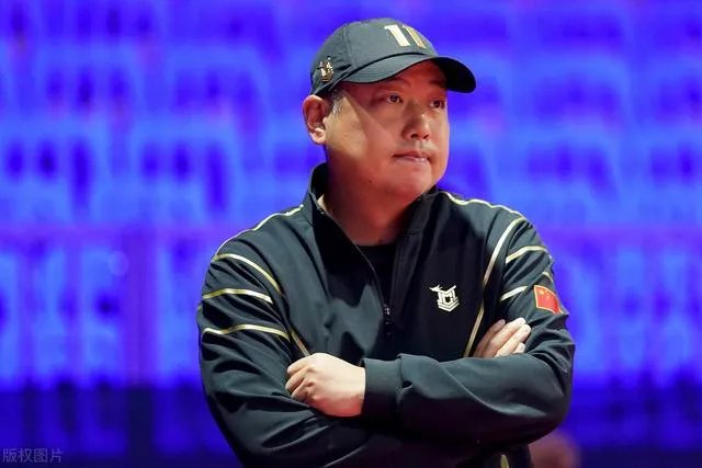 很多男人对婚姻不感兴趣，不想因为老婆孩子而让自己受苦。怎么看？