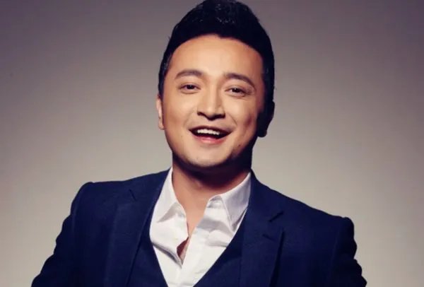 央视男主持老婆太优秀：尼格买提老婆究竟是何许人也？