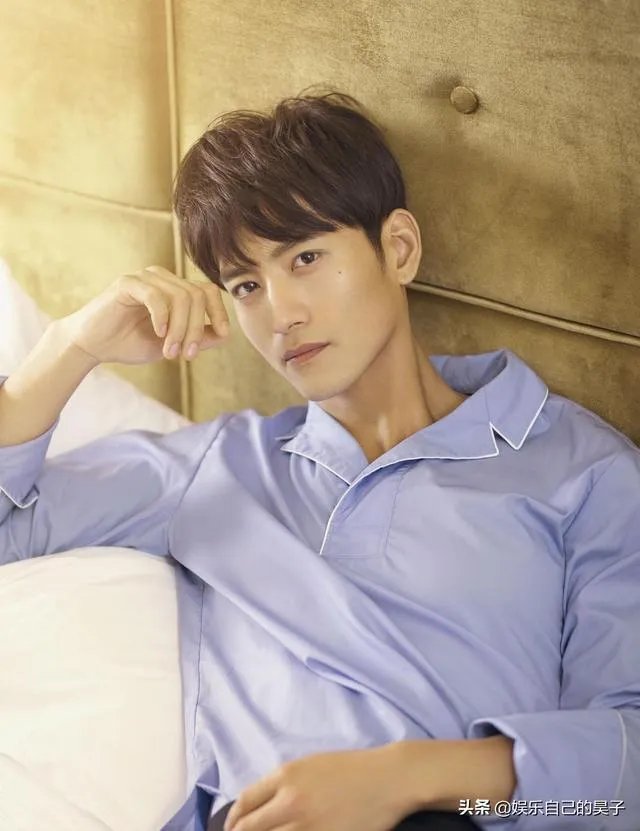 都说“北电出美女,中戏出戏骨,上戏出校草”,上戏够得上明星“校草”的都有谁?