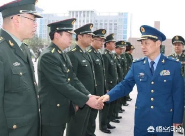 司令员与司令有区别吗？