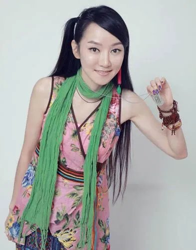 吴青峰和萨顶顶演唱的《剑雨浮生》的作词作曲分别是谁啊？