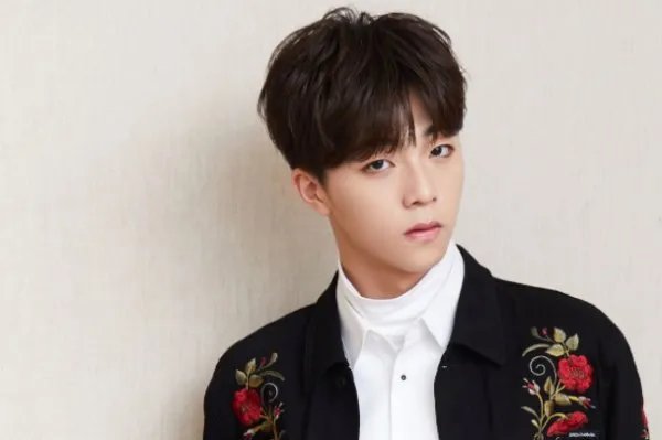 陈立农穿衣风格过于女性化，现在的时尚不太懂？