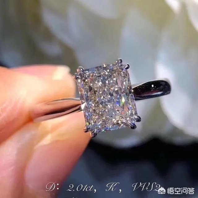 结婚钻石对戒该怎么选？