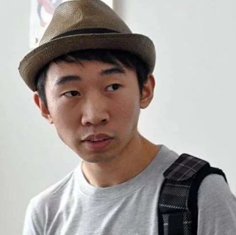 杨迪包场少林寺禁止游客进入，老大爷破口大骂，杨迪本人如何回应？