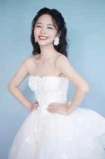 张雨剑当爹后，谭松韵也被传离婚了，该消息是否属实？