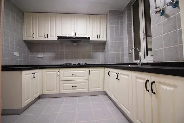 心得:新家装修硬装终于完成了,老婆亲戚都夸好!