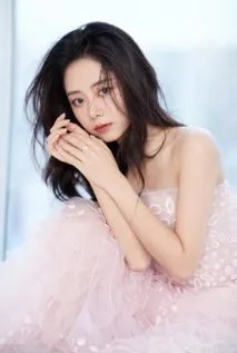 张雨剑当爹后，谭松韵也被传离婚了，该消息是否属实？