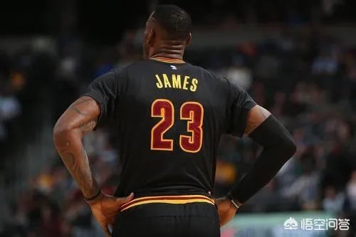 骑士惨败步行者遭开门黑，詹皇真的带不动么？