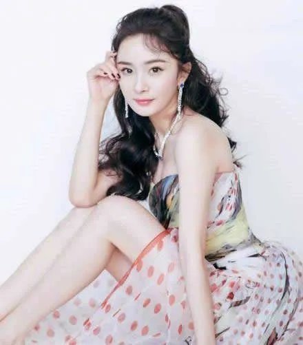 杨幂零下穿薄纱是什么情况:这就是真相让粉丝心疼