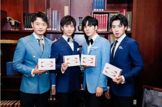 仝卓修改身份认证疑退出男团组合 仝卓个人资料介绍