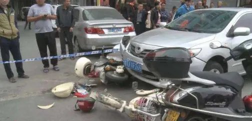 四川女司机驾特斯拉失控连撞多车，车主将承担什么责任