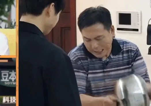 魏大勋用嘴扒蒜怎么回事：铁齿铜牙令人哭笑不得