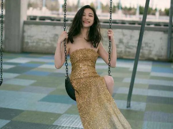 倪妮在飞机上偶遇同名同姓空姐，空姐跟倪妮谁赢了？