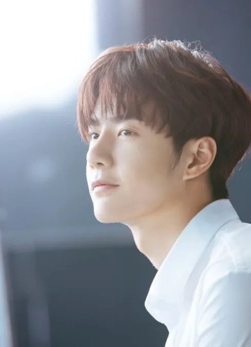 王一博是因为家境好才去韩国当练习生吗？