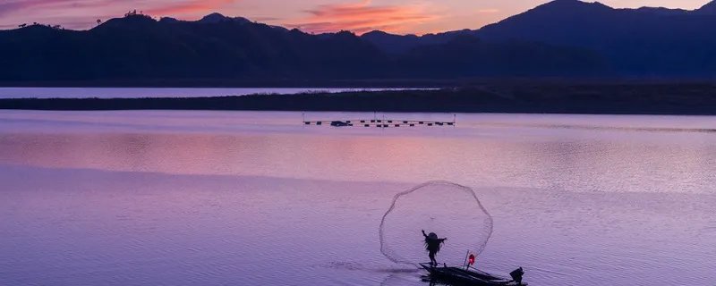 江上渔者中心思想 江上渔者的中心意思