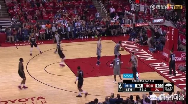 周琦在季后赛首次登场，你觉得他的表现如何？