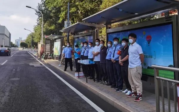 北京高考首日现场，疫情下的“特别”高考如何保障考生的安全？