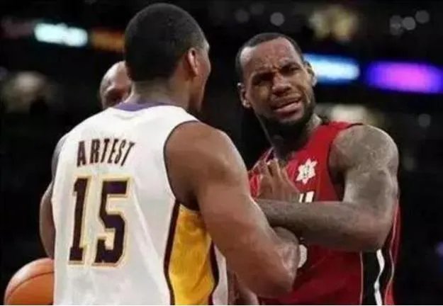 巅峰时期的阿泰斯特是什么级别的球员？可以比肩现在的谁？