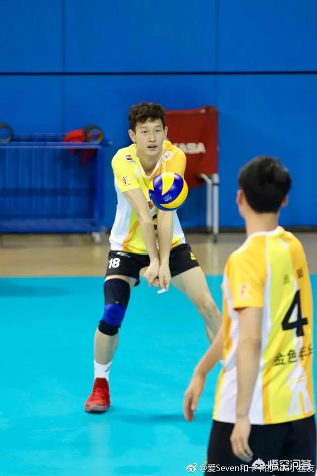 上海男排在4月1号决赛场战胜北汽男排,你怎样评价整场比赛?