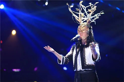 蒙面歌王第七期 谭维维与尚雯婕同台一决高下